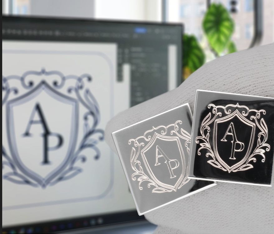 Gemelos personalizados con grabado en plata